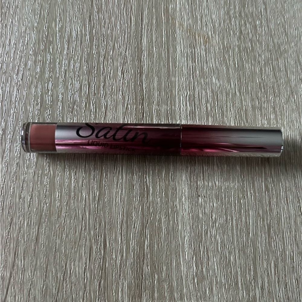 NEW … JASMINE LA BELLE “Ombré Satin” Liquid Lipstick In NUTMEG